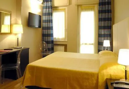 Corso Alaxi فندق 3*