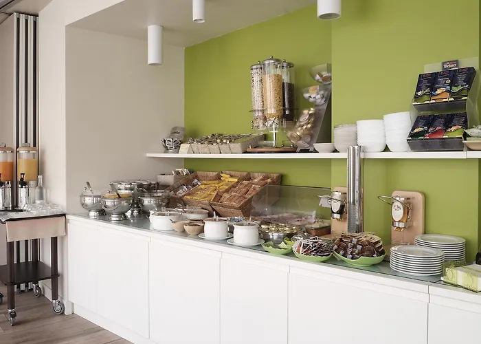 Отель Hotel Corso Alaxi Hotels Алассио